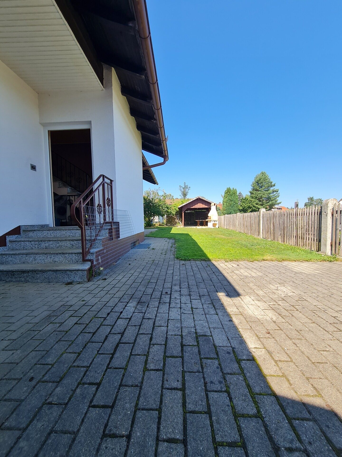 Immobilienangebot - Spiegelau - Alle - Tolles Wohnhaus mit schönem Garten! Wohn(t)raum für Familien oder clevere
Kapitalanlage oder beides?