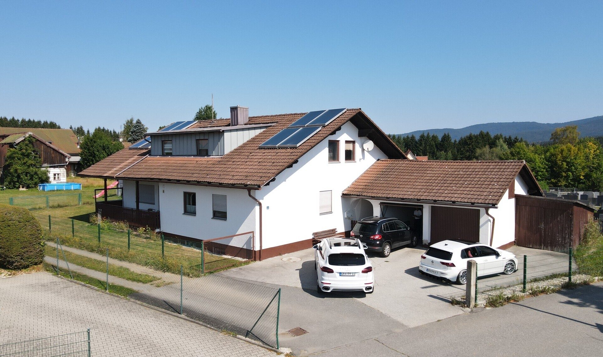 Immobilienangebot - Spiegelau - Alle - Tolles Wohnhaus mit schönem Garten! Wohn(t)raum für Familien oder clevere
Kapitalanlage oder beides?