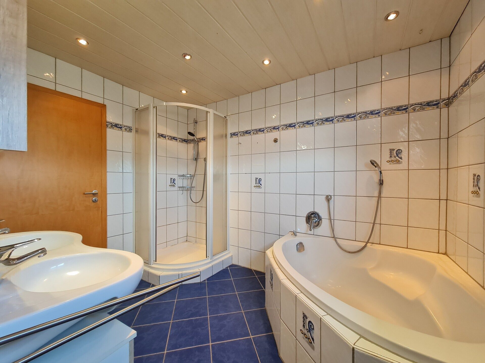 Immobilienangebot - Spiegelau - Alle - Tolles Wohnhaus mit schönem Garten! Wohn(t)raum für Familien oder clevere
Kapitalanlage oder beides?