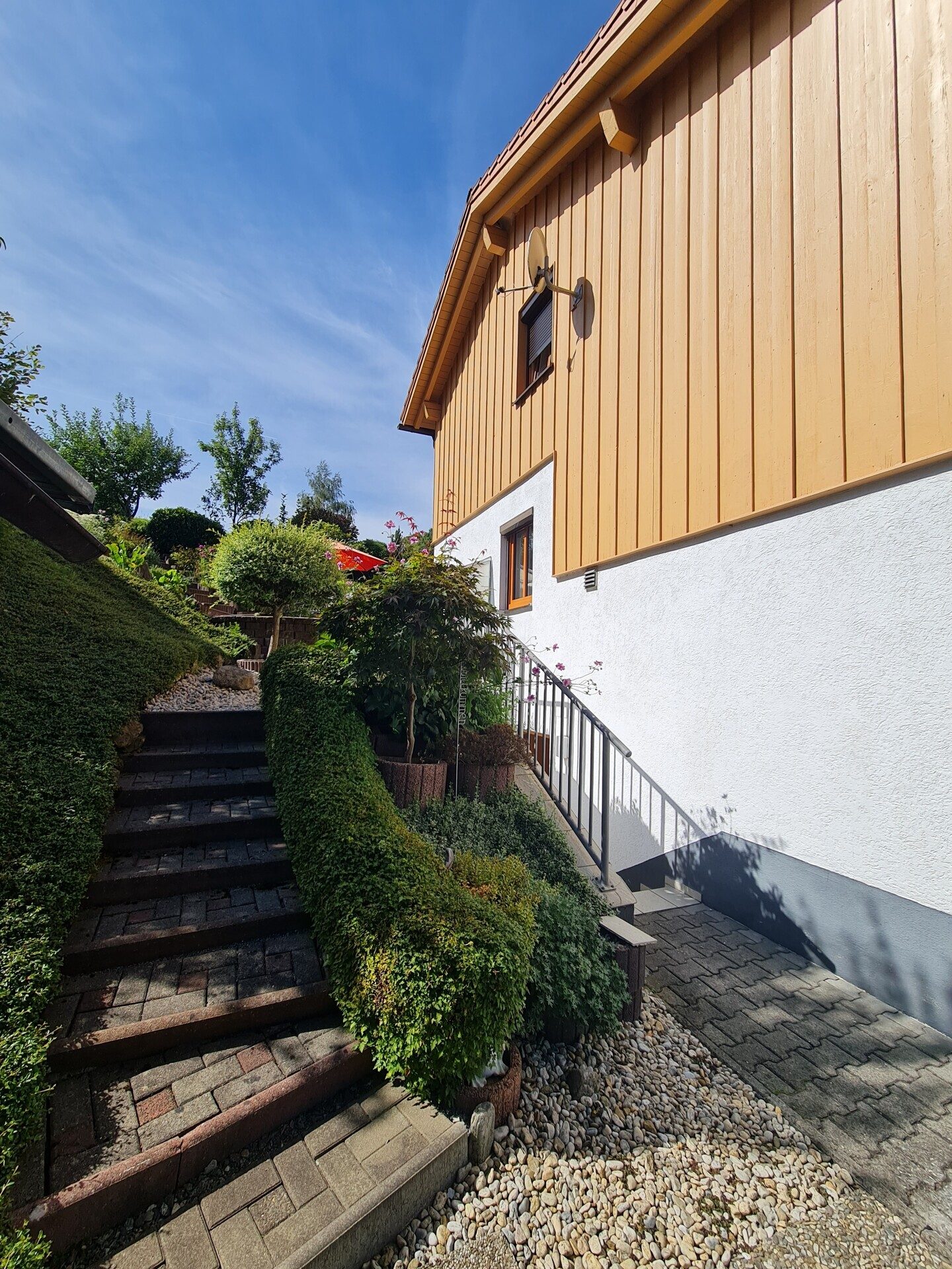 Immobilienangebot - Sankt Oswald-Riedlhütte / Reichenberg - Alle - Ankommen und Wohlfühlen!
Tolle Eigentumswohnung im Reihenhausstil. 
Top gepflegt und in schöner Lage
