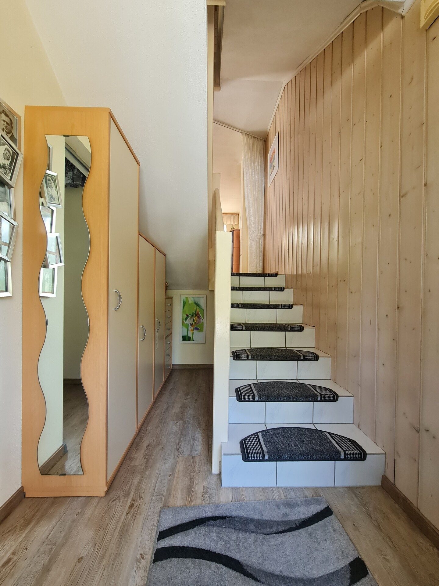 Immobilienangebot - Sankt Oswald-Riedlhütte / Reichenberg - Alle - Ankommen und Wohlfühlen!
Tolle Eigentumswohnung im Reihenhausstil. 
Top gepflegt und in schöner Lage