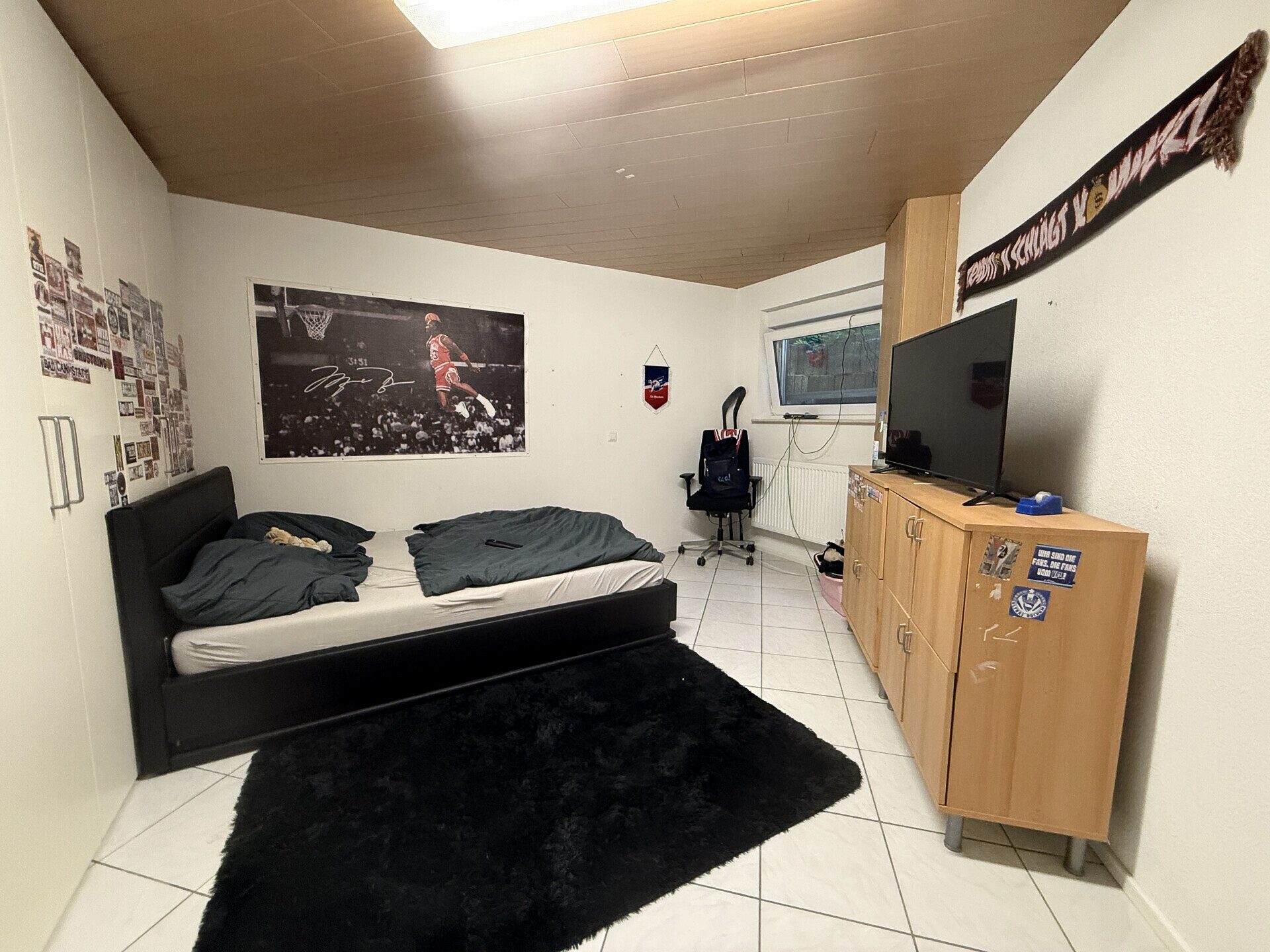 Immobilienangebot - Haßloch - Alle - Wohn- und Geschäftshaus mit 2 WE, 3 Gewerbeeinheiten, 5 Garagen und 12 Stellplätzen in Haßloch