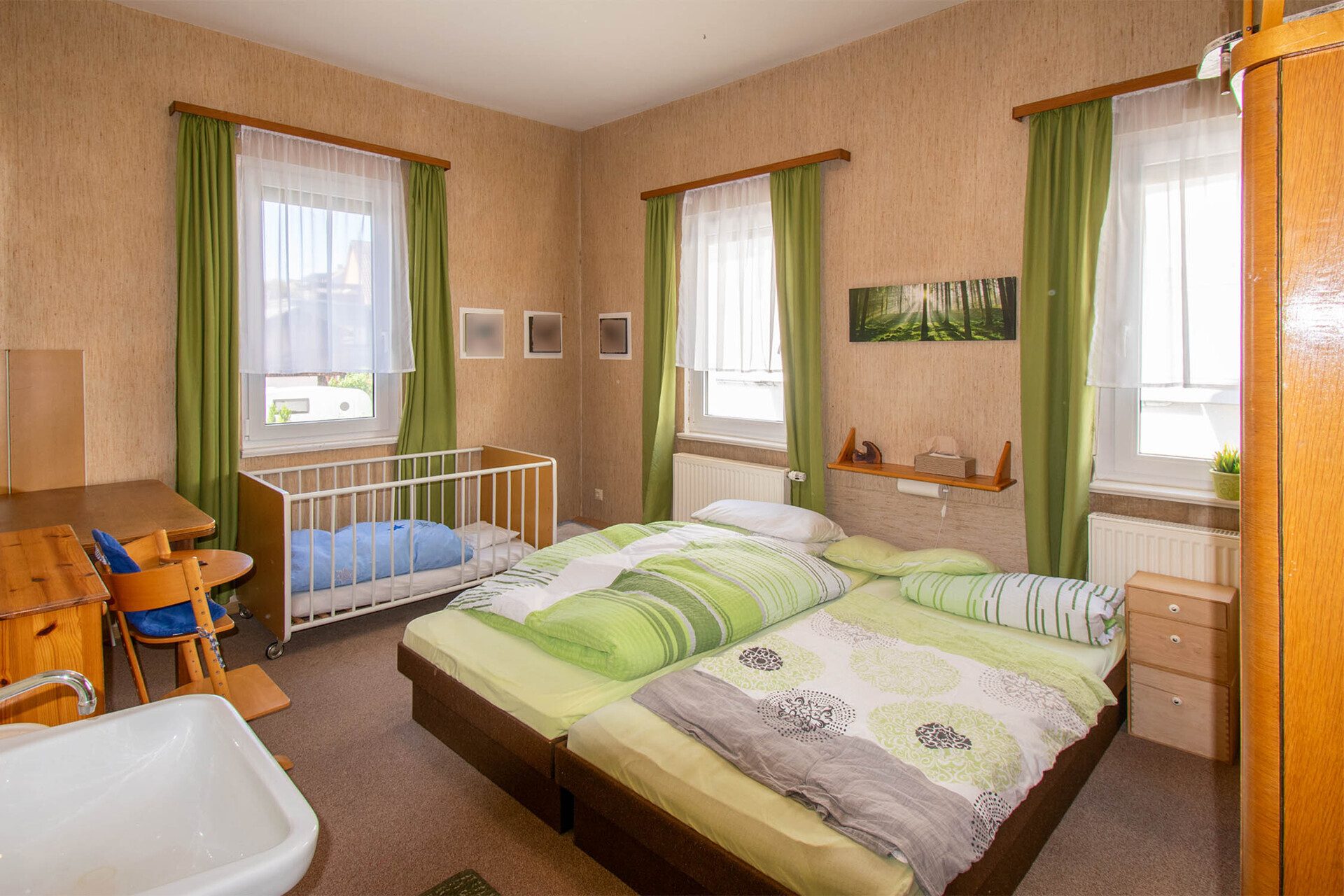 Immobilienangebot - Ostfildern / Kemnat - Alle - Charmantes Wohn- und Geschäftshaus mit großem Garten und vielseitigem Potenzial; optimal für Kapitalanleger mit teilweise Eigennutz