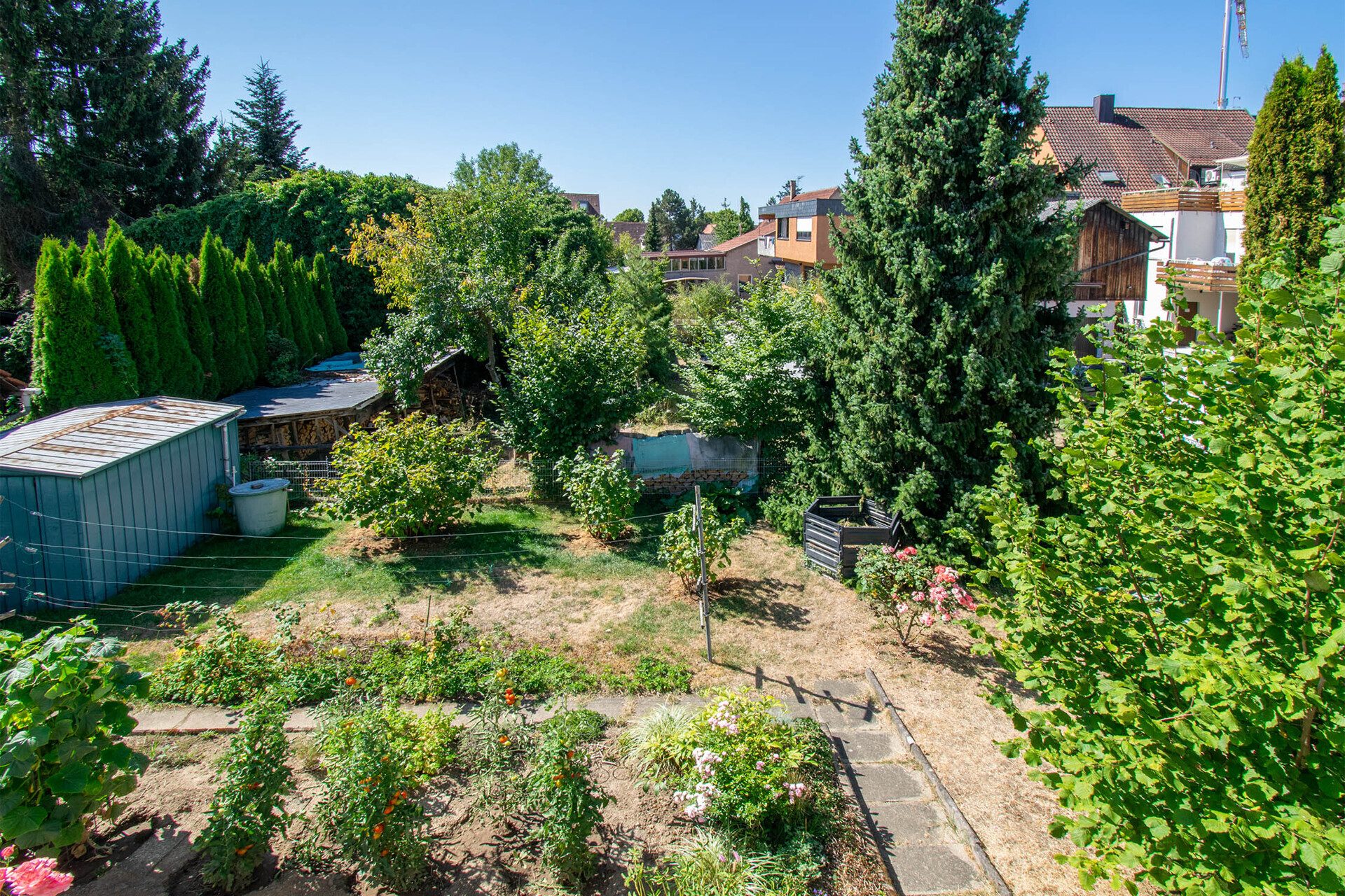 Immobilienangebot - Ostfildern / Kemnat - Alle - Charmantes Wohn- und Geschäftshaus mit großem Garten und vielseitigem Potenzial; optimal für Kapitalanleger mit teilweise Eigennutz
