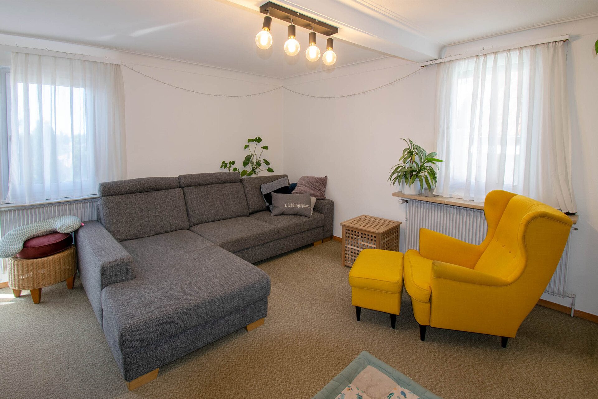 Immobilienangebot - Ostfildern / Kemnat - Alle - Charmantes Wohn- und Geschäftshaus mit großem Garten und vielseitigem Potenzial; optimal für Kapitalanleger mit teilweise Eigennutz