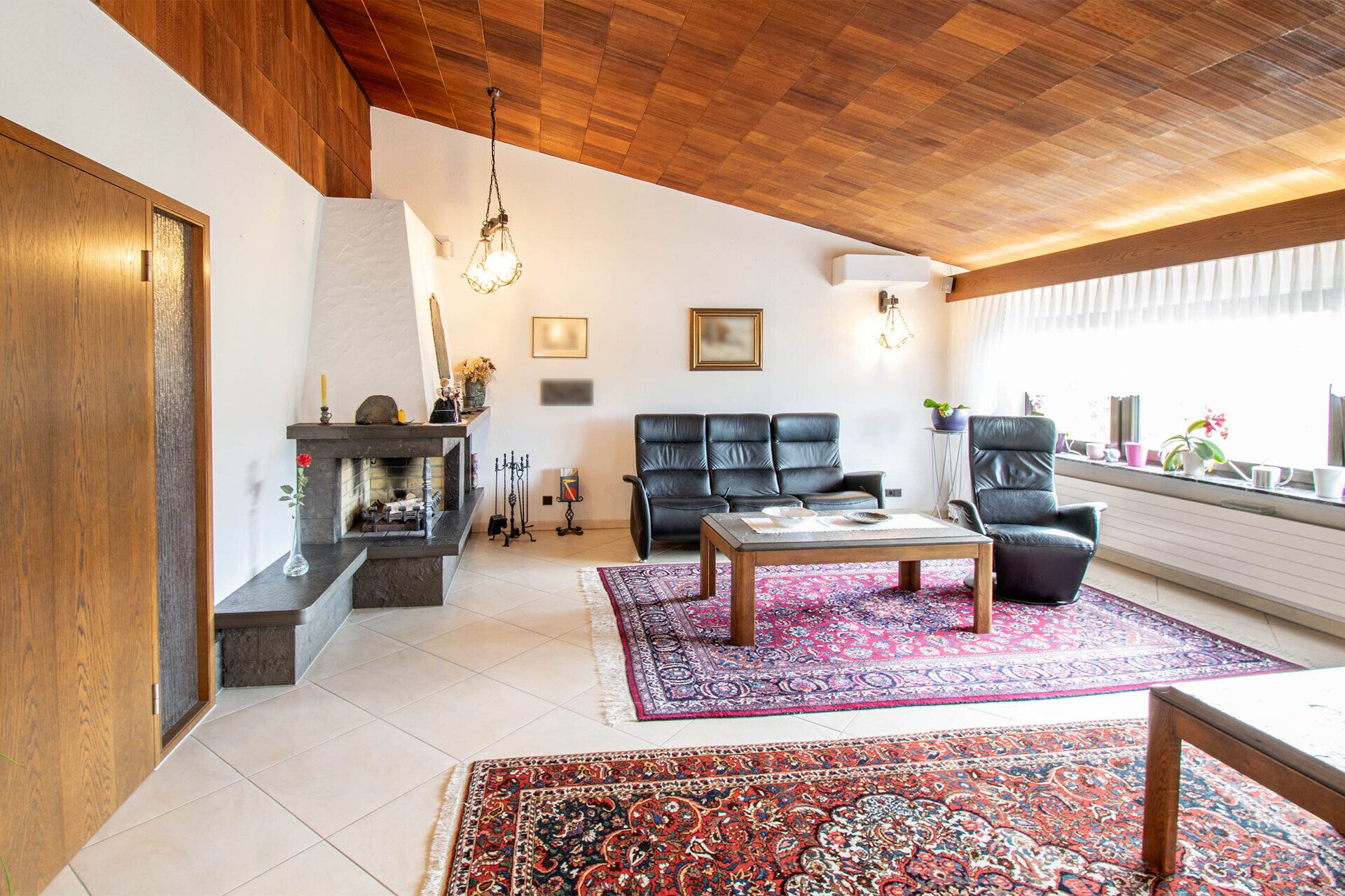 Immobilienangebot - Sersheim - Alle - Gepflegtes Haus auf großem Grundstück in bester Lage mit zwei Garagen und umfangreicher Ausstattung