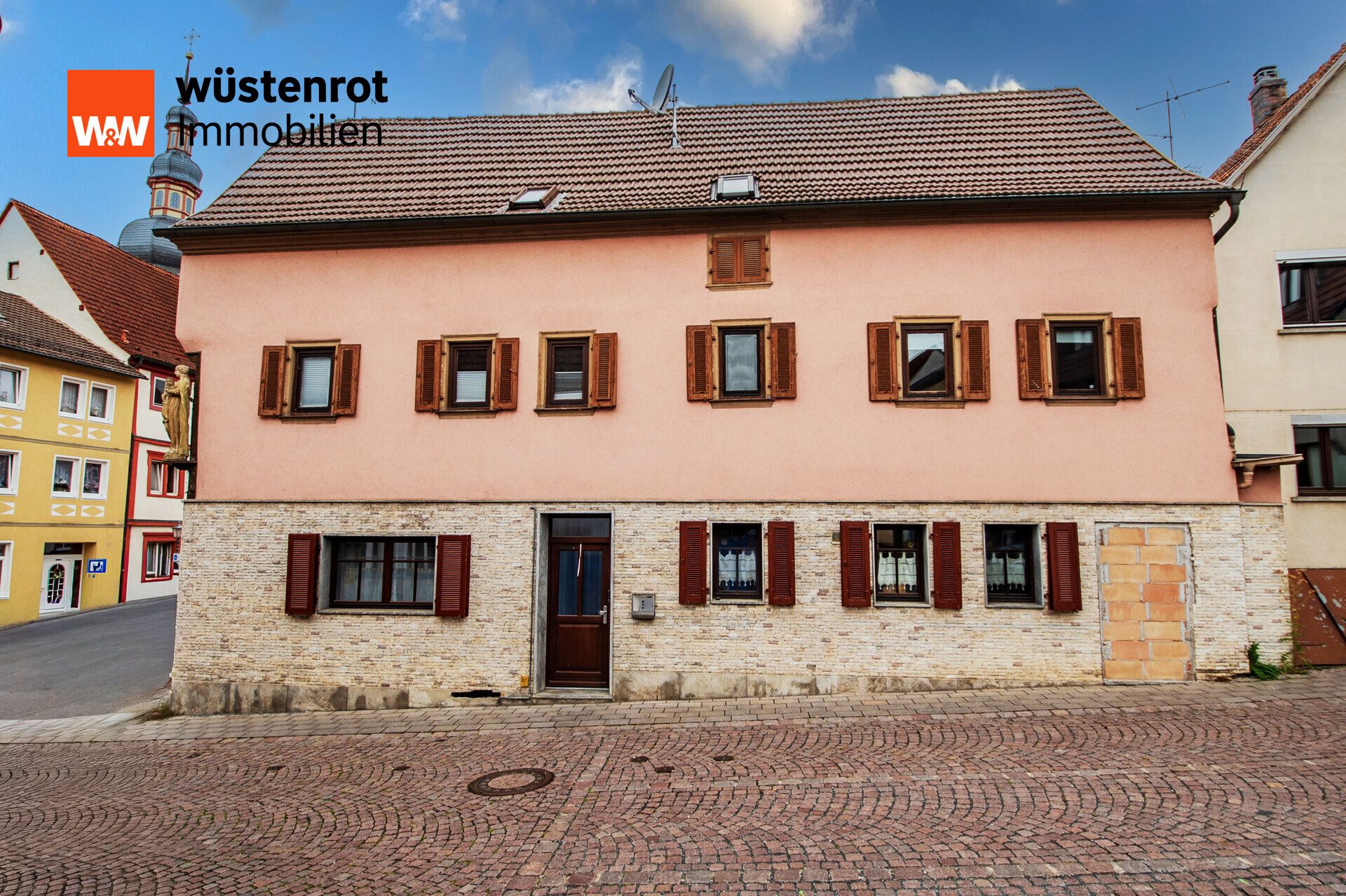 Hausansicht Immobilienangebot - Triefenstein-Lengfurt - Alle - Historisches Schmuckstück – 6 Zimmer, Innenhof und Garage