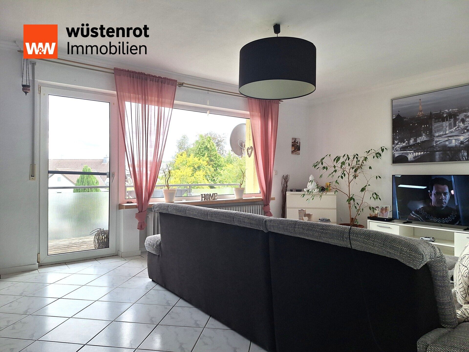 Immobilienangebot - Kirchberg - Alle - Dreifamilienhaus mit Gewerbeeinheit
- gestalten Sie die Miete neu -