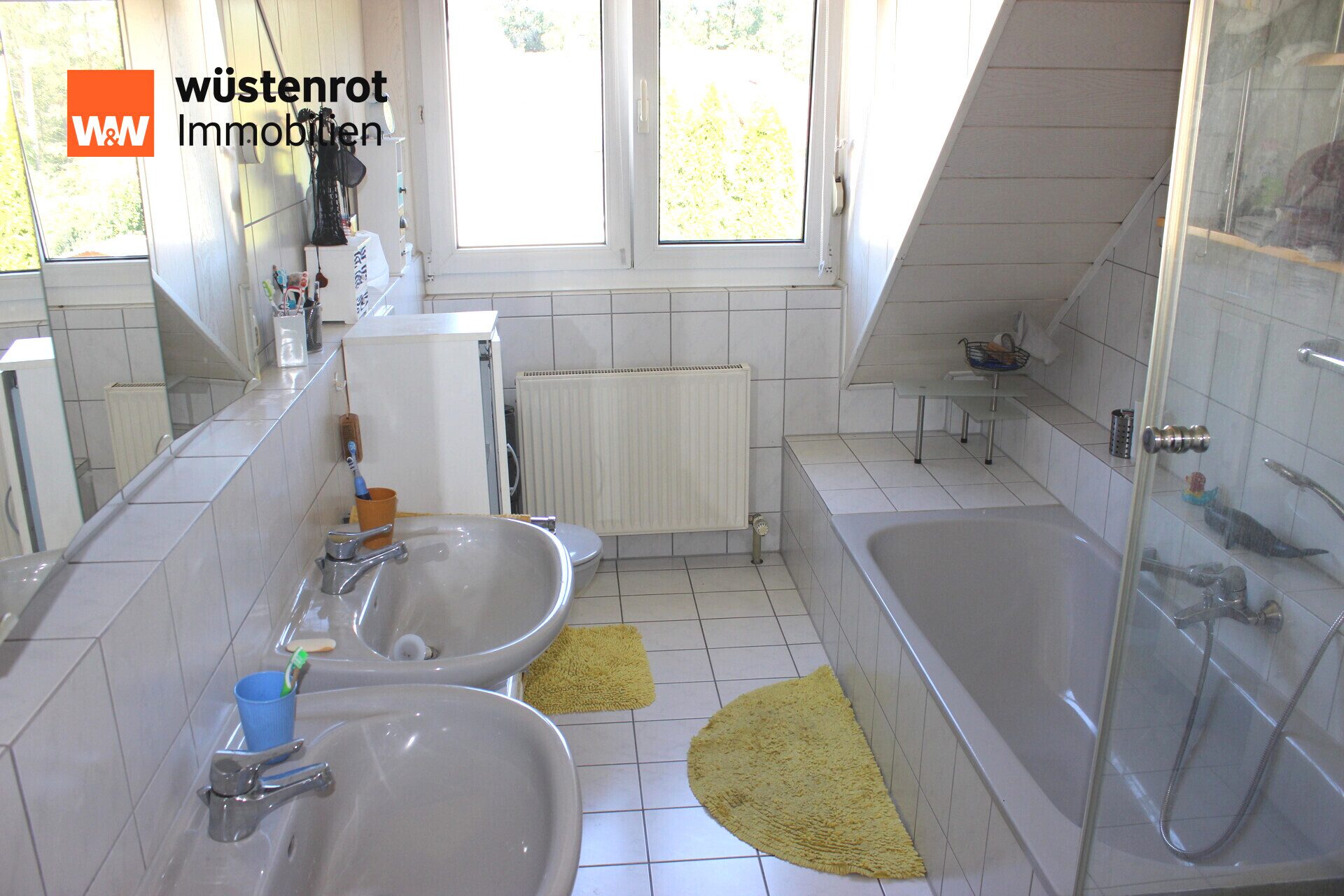 Immobilienangebot - Schwarzenbruck / Pfeifferhütte - Alle - Reihenendhaus in Schwarzenbruck-Pfeifferhütte  Ruhe und Idylle fürs Familienglück