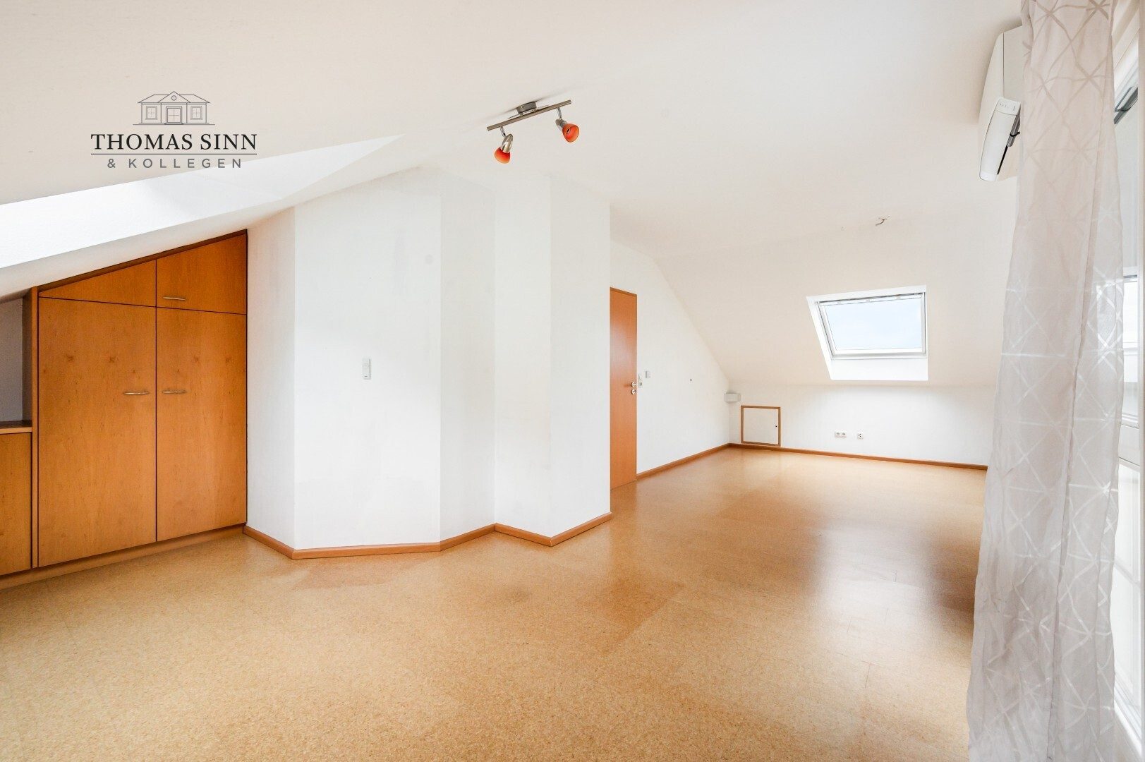 Immobilienangebot - Möckmühl - Alle - Lichtdurchflutetes Einfamilienhaus in exponierter, ruhiger Aussichtslage - sofort frei!