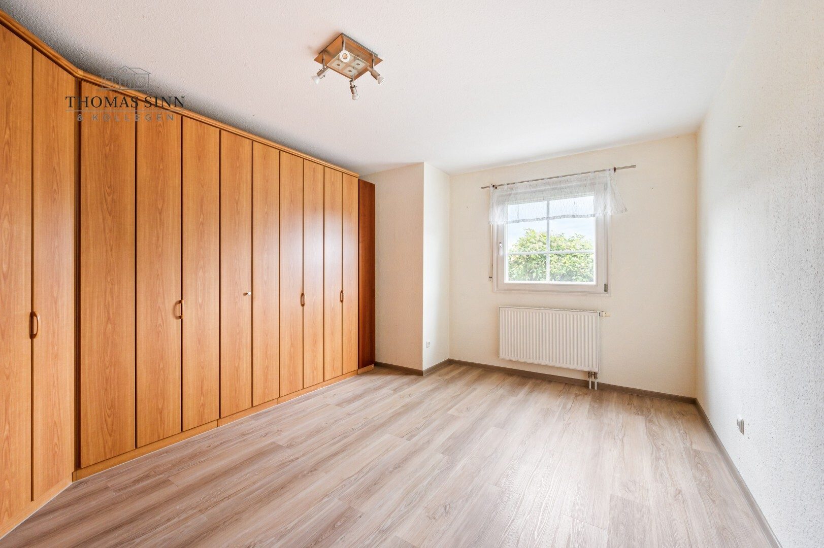 Immobilienangebot - Möckmühl - Alle - Lichtdurchflutetes Einfamilienhaus in exponierter, ruhiger Aussichtslage - sofort frei!