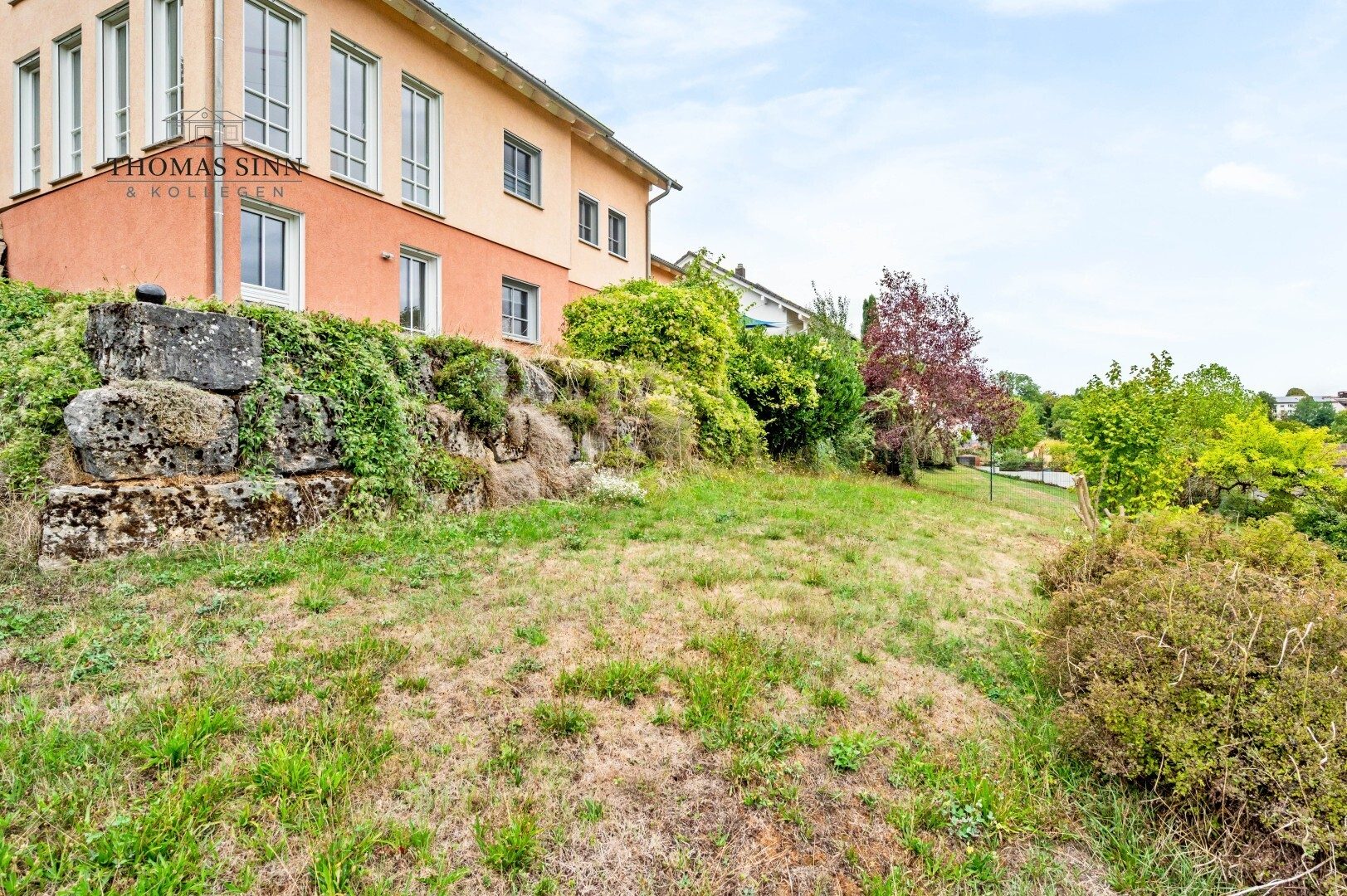Immobilienangebot - Möckmühl - Alle - Lichtdurchflutetes Einfamilienhaus in exponierter, ruhiger Aussichtslage - sofort frei!