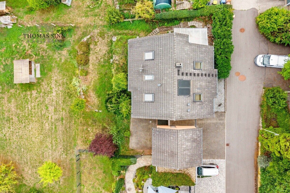Immobilienangebot - Möckmühl - Alle - Lichtdurchflutetes Einfamilienhaus in exponierter, ruhiger Aussichtslage - sofort frei!