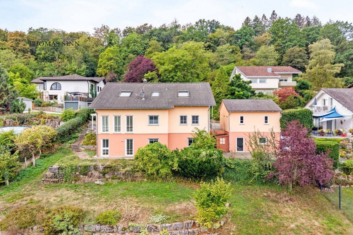 Immobilienangebot - Möckmühl - Alle - Lichtdurchflutetes Einfamilienhaus in exponierter, ruhiger Aussichtslage - sofort frei!