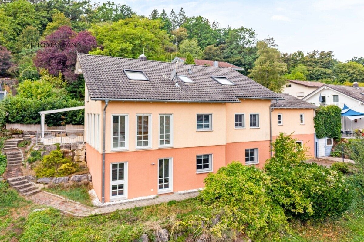 Immobilienangebot - Möckmühl - Alle - Lichtdurchflutetes Einfamilienhaus in exponierter, ruhiger Aussichtslage - sofort frei!