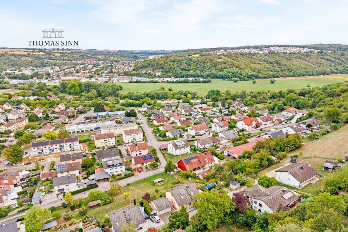 Immobilienangebot - Möckmühl - Alle - Lichtdurchflutetes Einfamilienhaus in exponierter, ruhiger Aussichtslage - sofort frei!