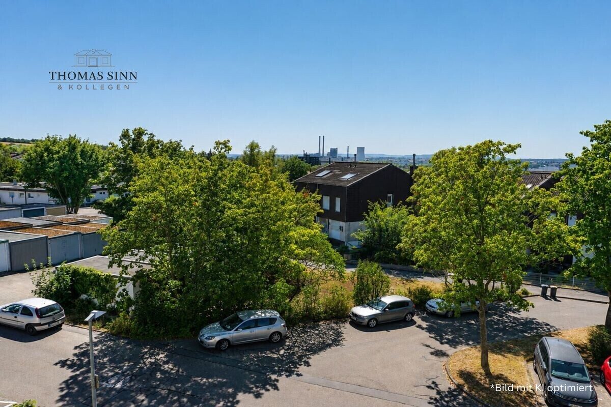 Immobilienangebot - Neckarsulm - Alle - Bezugsfreie 3,5-Zimmer-Wohnung im 4. OG mit Aufzug, großem Balkon und ruhiger Lage in Sackgasse
