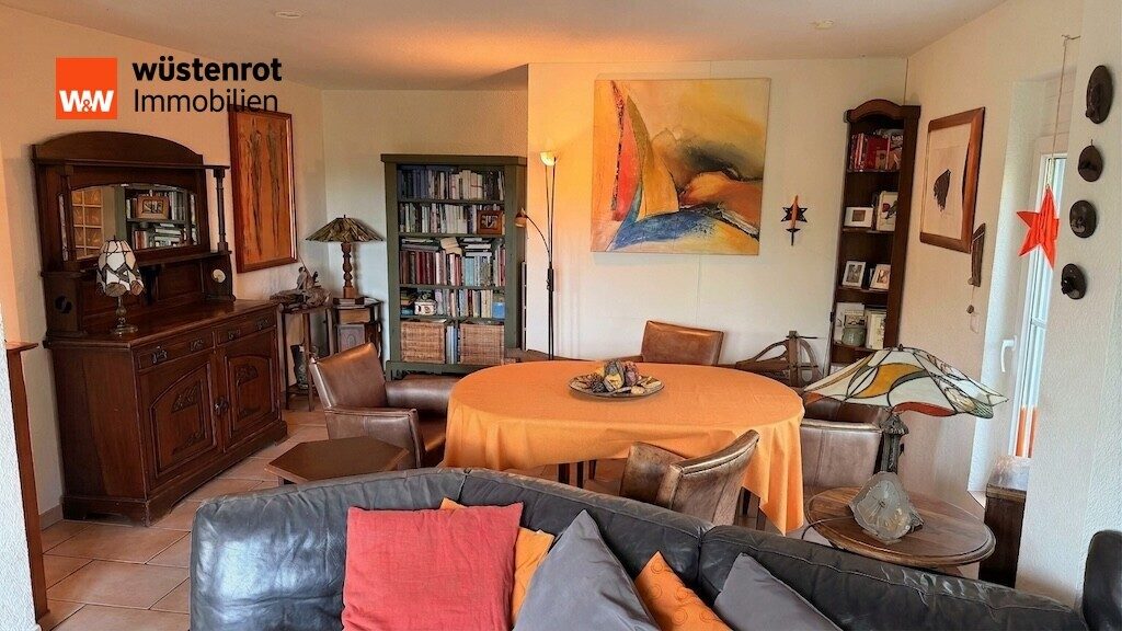 Immobilienangebot - Lörrach - Alle - Gemütliche 3,5 Zimmer Wohnung mit mediterranen Flair und großer Terrasse auf dem "Tüllinger"