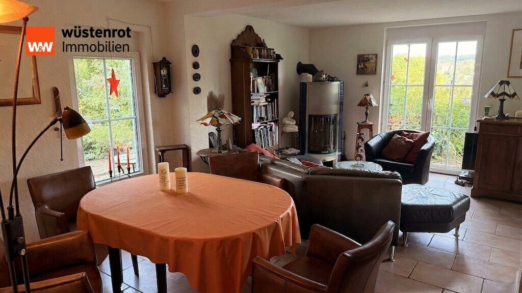 Immobilienangebot - Lörrach - Alle - Gemütliche 3,5 Zimmer Wohnung mit mediterranen Flair und großer Terrasse auf dem "Tüllinger"