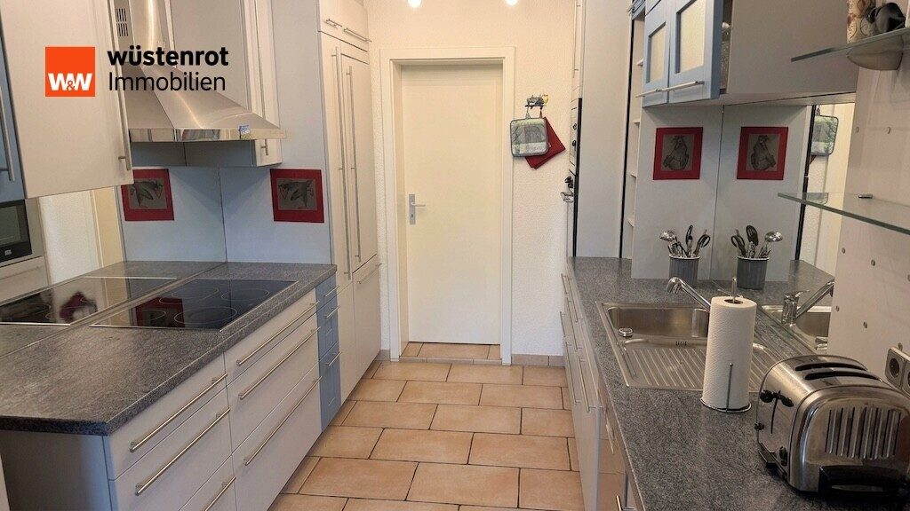 Immobilienangebot - Lörrach - Alle - Gemütliche 3,5 Zimmer Wohnung mit mediterranen Flair und großer Terrasse auf dem "Tüllinger"