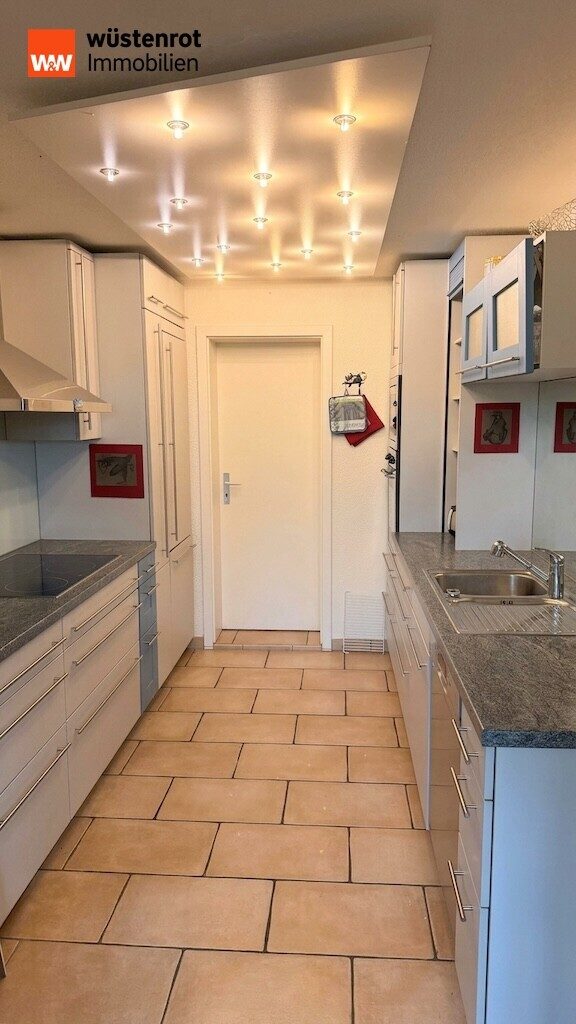 Immobilienangebot - Lörrach - Alle - Gemütliche 3,5 Zimmer Wohnung mit mediterranen Flair und großer Terrasse auf dem "Tüllinger"