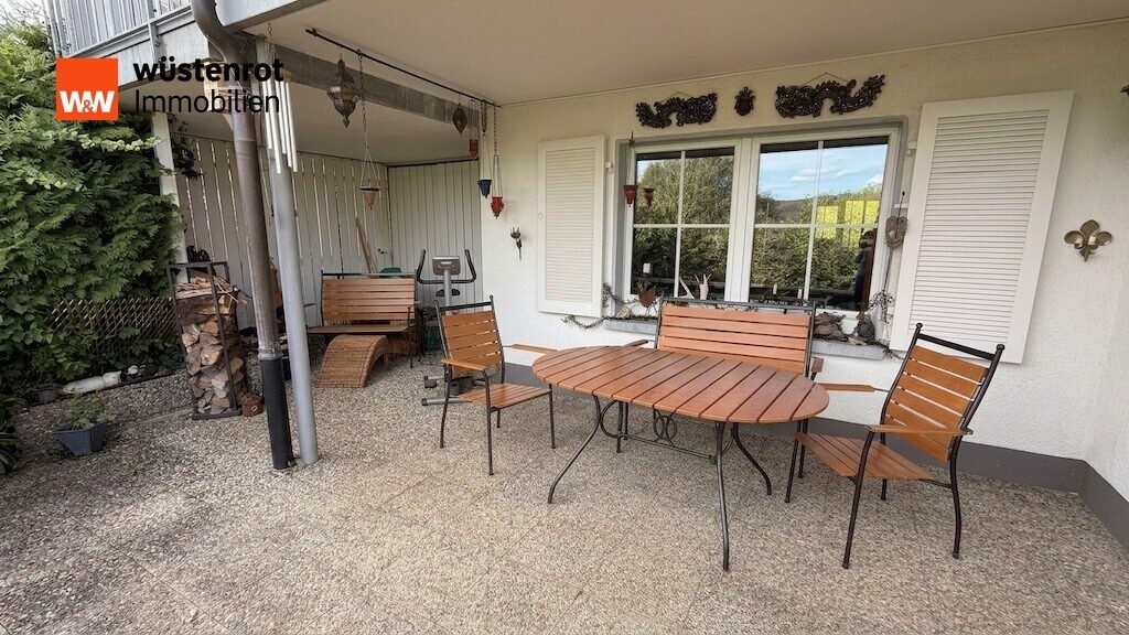 Immobilienangebot - Lörrach - Alle - Gemütliche 3,5 Zimmer Wohnung mit mediterranen Flair und großer Terrasse auf dem "Tüllinger"