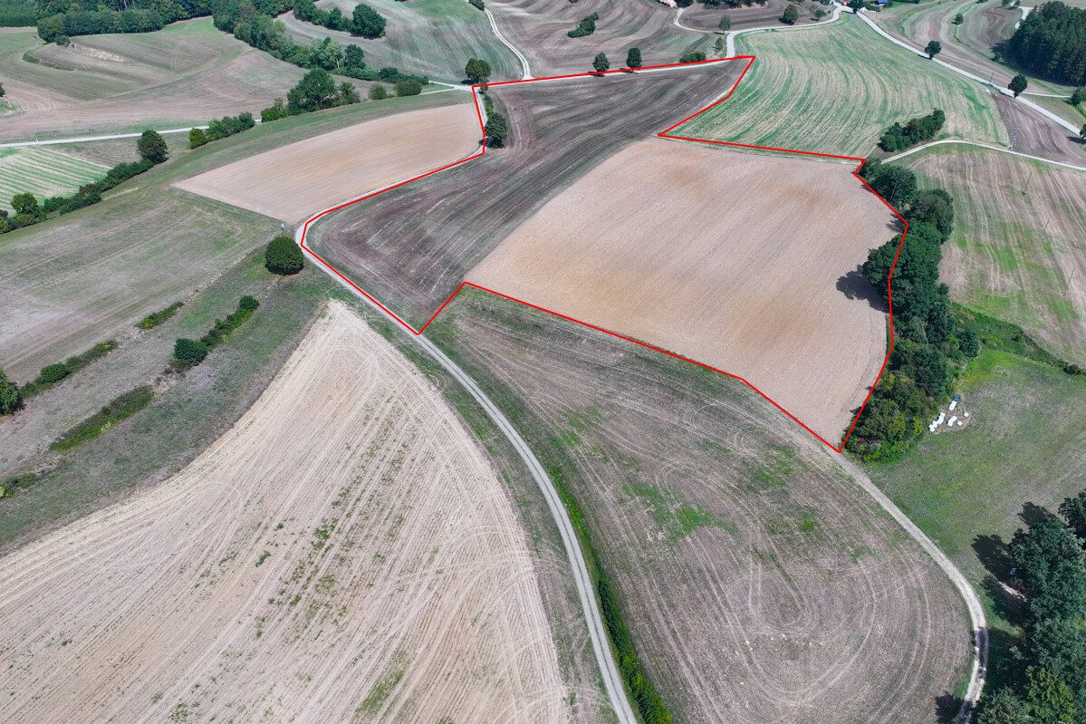 Immobilienangebot - Ziemetshausen - Alle - Ackerland statt Geld verbrannt: Investieren Sie in Grund und Boden, den nur der bleibt.