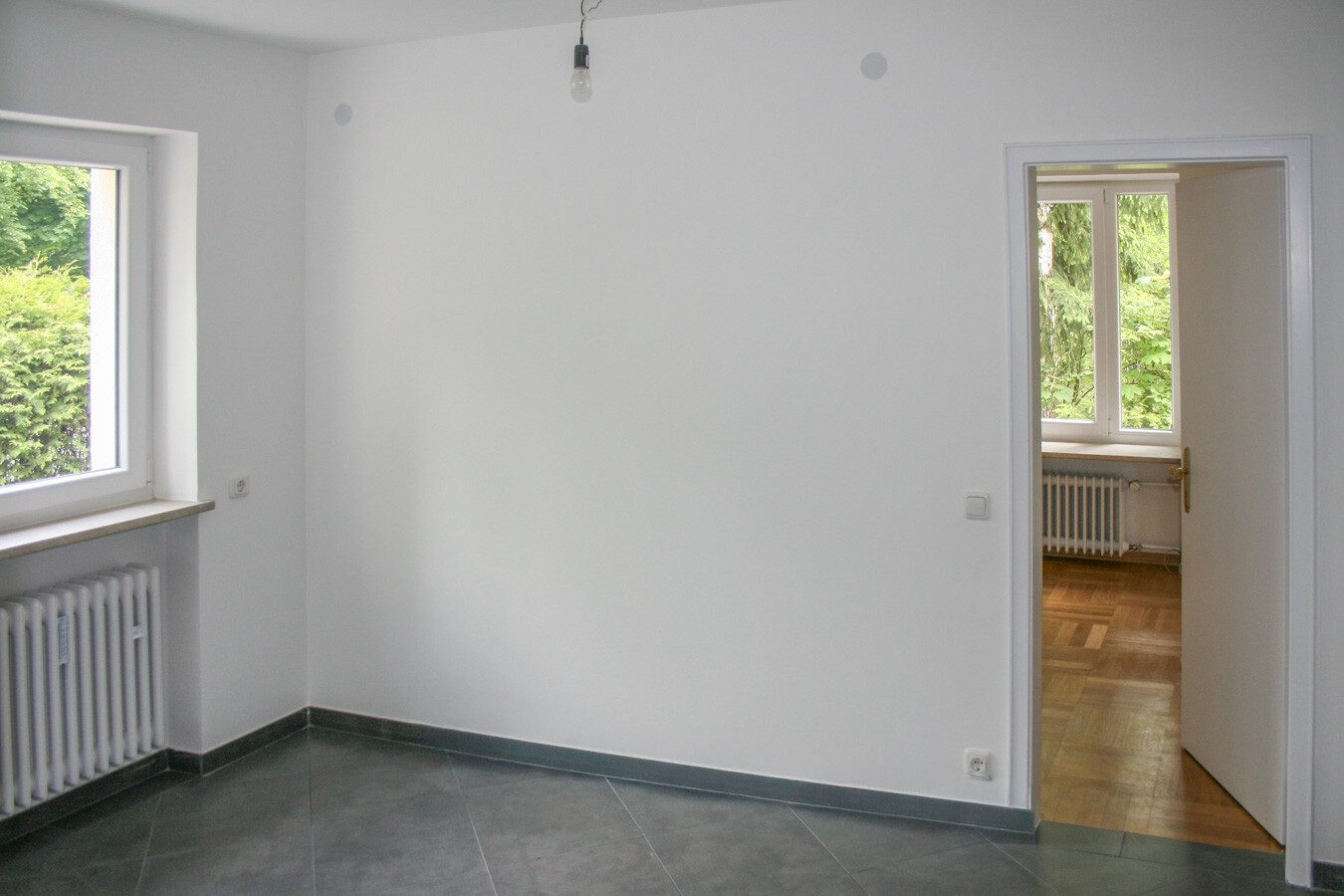 Immobilienangebot - Ottobrunn / Riemerling - Alle - Viel Raum, viele Möglichkeiten – großzügiges Wohn- und Geschäftshaus mit Garten, Terrasse und Balkon