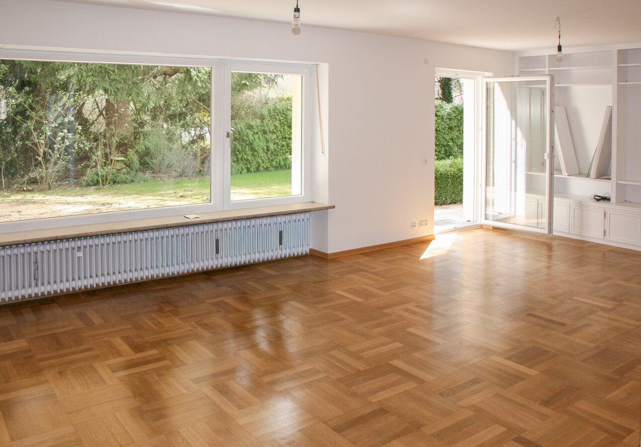 Immobilienangebot - Ottobrunn / Riemerling - Alle - Viel Raum, viele Möglichkeiten – großzügiges Wohn- und Geschäftshaus mit Garten, Terrasse und Balkon