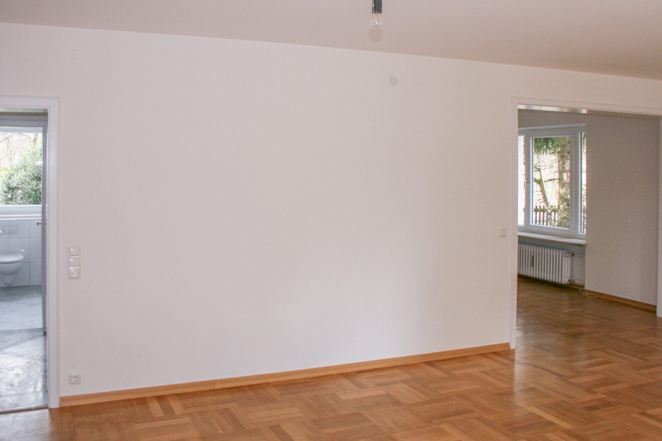Immobilienangebot - Ottobrunn / Riemerling - Alle - Viel Raum, viele Möglichkeiten – großzügiges Wohn- und Geschäftshaus mit Garten, Terrasse und Balkon