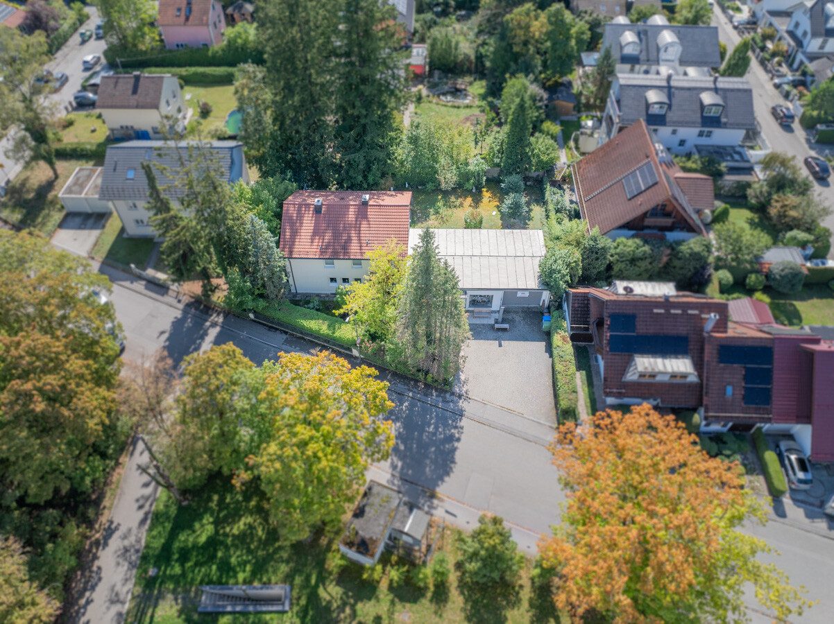 Immobilienangebot - Ottobrunn / Riemerling - Alle - Großzügiges Süd-Baugrundstück (mit Altbestand) für Ihr XXL-EFH oder ihre DHH (E+1+D)