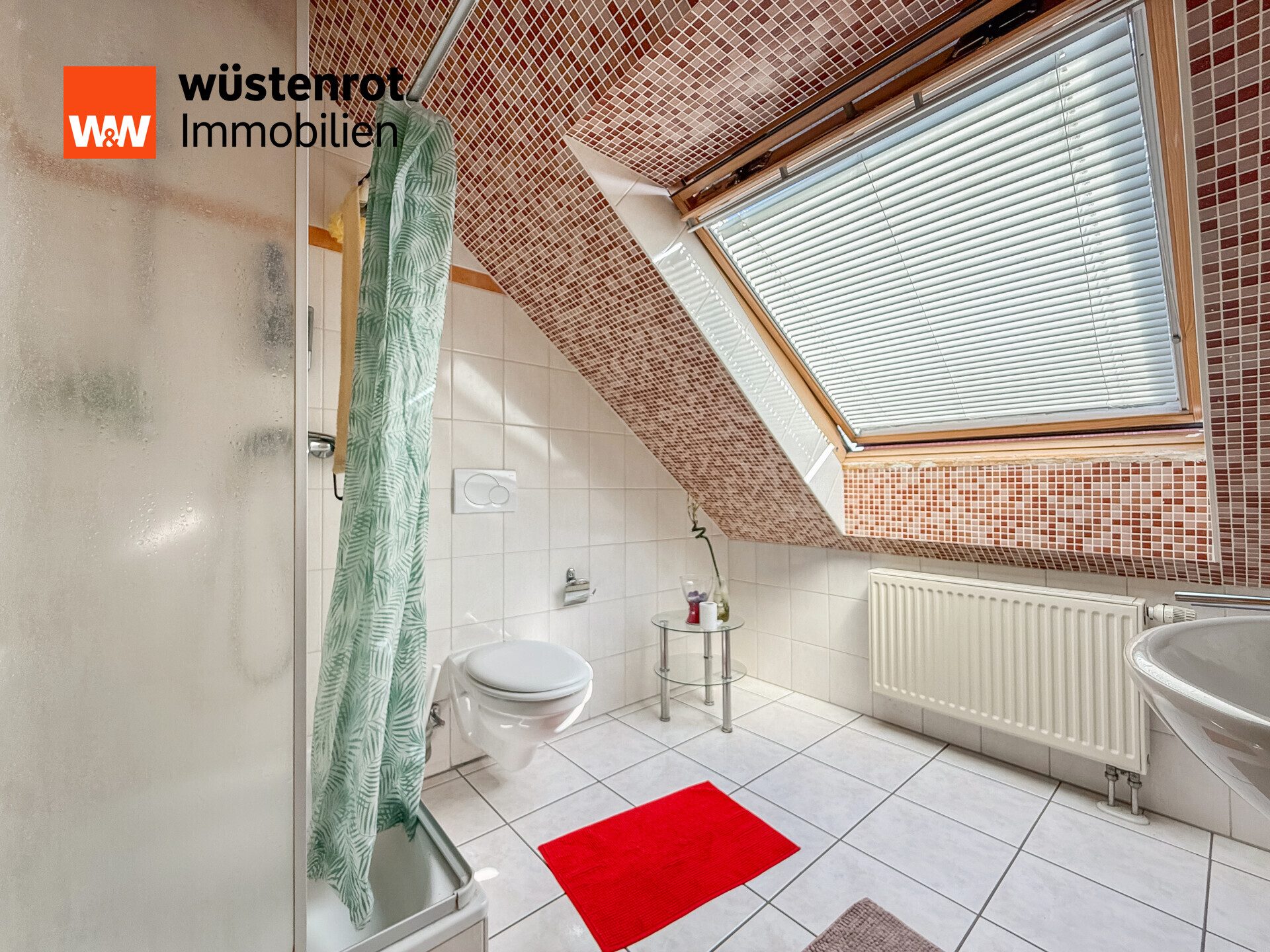 Immobilienangebot - Kaiserslautern - Alle - Großzügiges Reihenmittelhaus mit Wintergarten, Kamin und viel Platz für die Familien