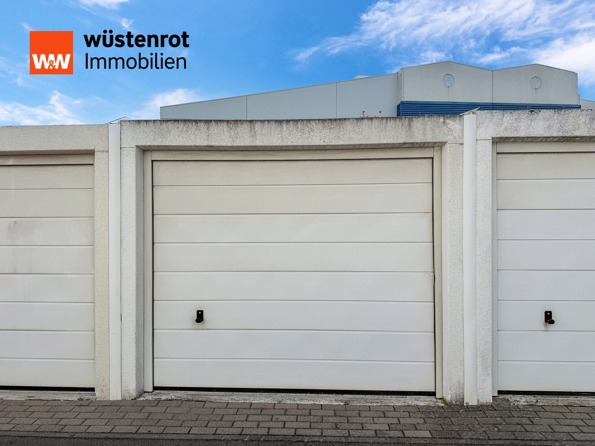 Immobilienangebot - Kaiserslautern - Alle - Großzügiges Reihenmittelhaus mit Wintergarten, Kamin und viel Platz für die Familien