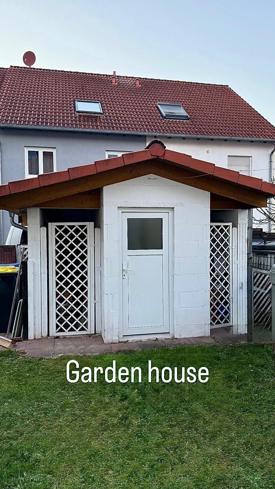 Immobilienangebot - Kaiserslautern - Alle - Großzügiges Reihenmittelhaus mit Wintergarten, Kamin und viel Platz für die Familien