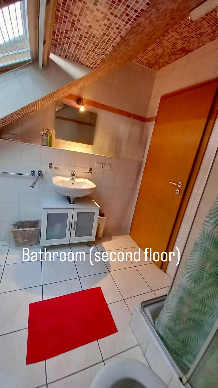 Immobilienangebot - Kaiserslautern - Alle - Großzügiges Reihenmittelhaus mit Wintergarten, Kamin und viel Platz für die Familien