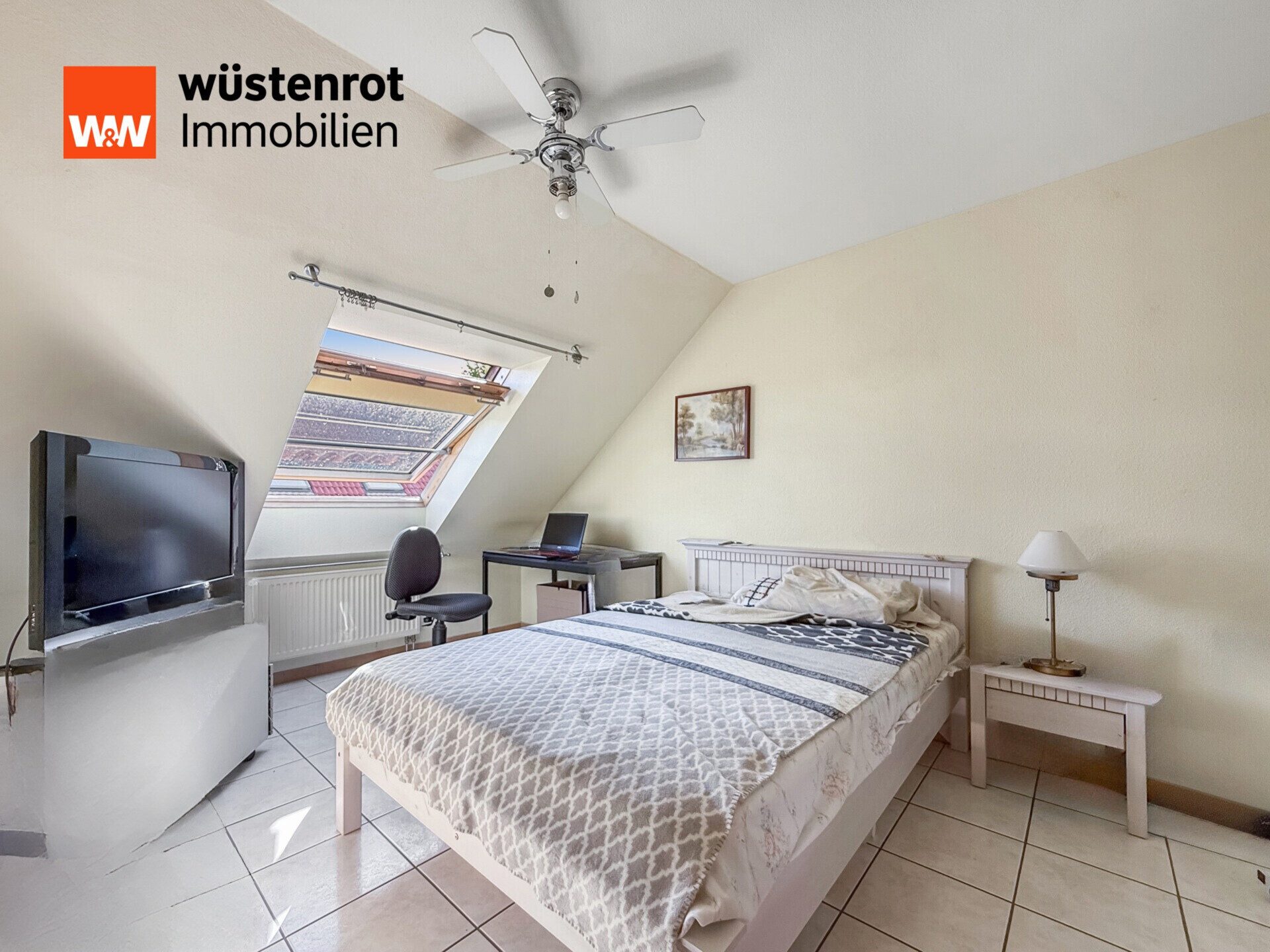 Immobilienangebot - Kaiserslautern - Alle - Großzügiges Reihenmittelhaus mit Wintergarten, Kamin und viel Platz für die Familien