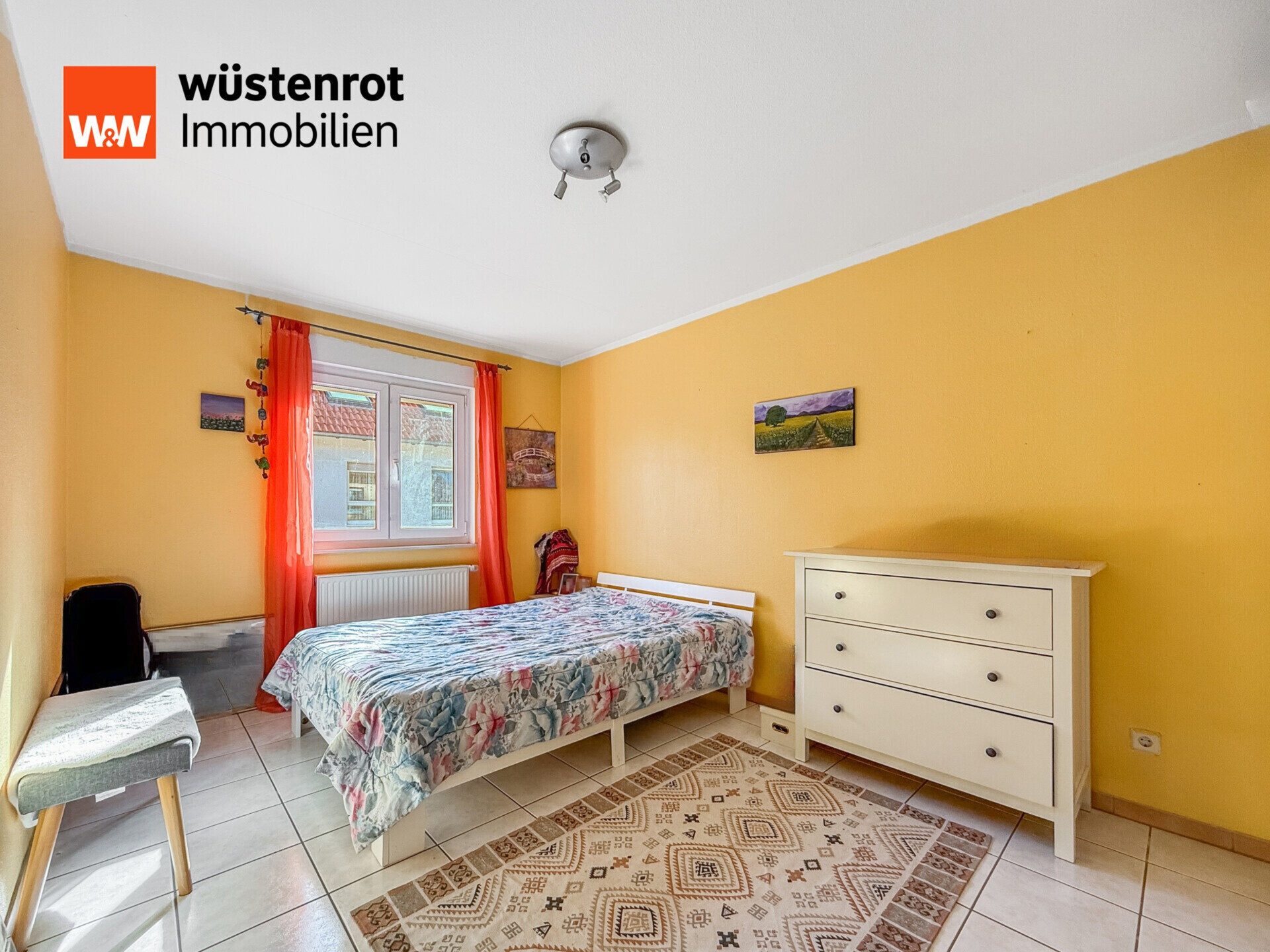 Immobilienangebot - Kaiserslautern - Alle - Großzügiges Reihenmittelhaus mit Wintergarten, Kamin und viel Platz für die Familien
