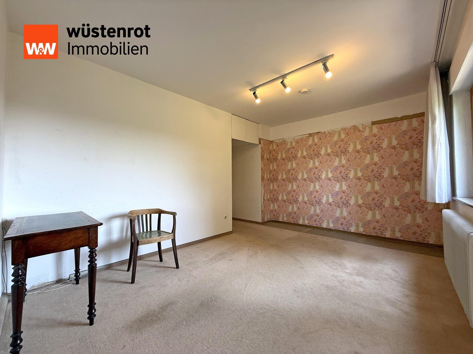 Immobilienangebot - Leonberg - Alle - Familienfreundliche 4,5-Zi.-Whg. mit großem Südwest-Balkon, Hobbyraum, barrierefreiem & modernem Bad