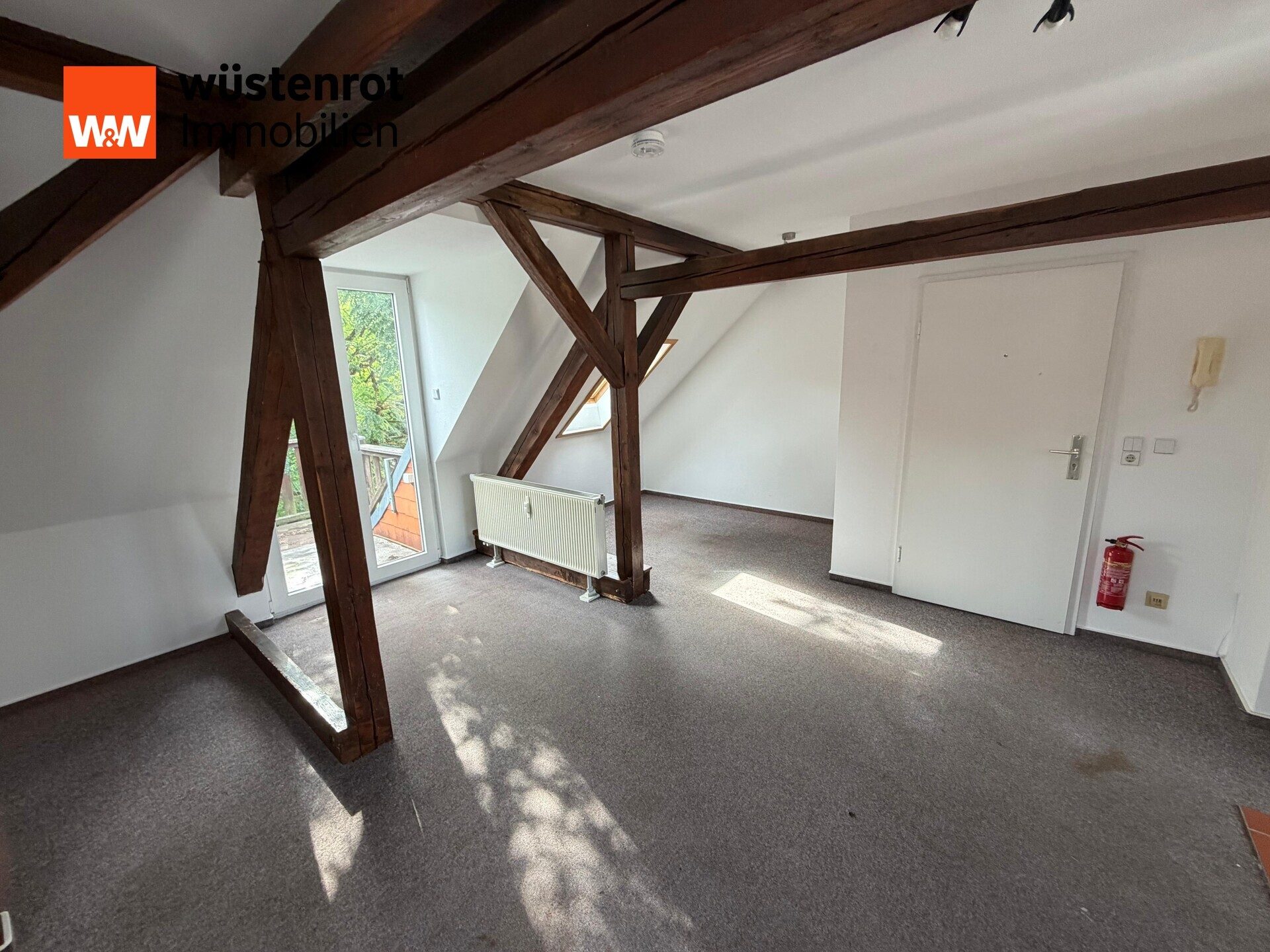 Immobilienangebot - Altes Lager - Alle - Kompakte 1-Zimmer-Dachgeschosswohnung mit Balkon in Altes Lager