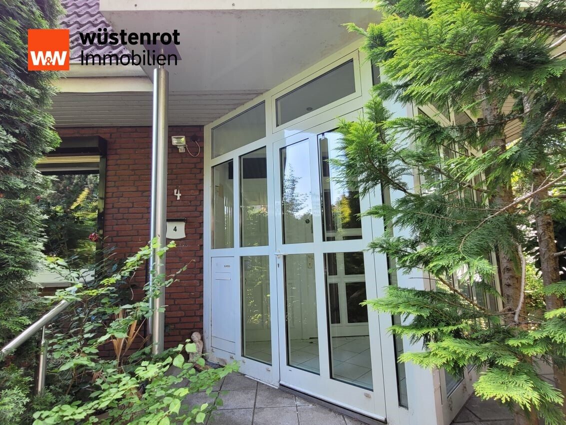 Immobilienangebot - Hamburg - Alle - Schönes Einfamilienhaus mit Balkon, Kachelofen und Garage in Langenhorn