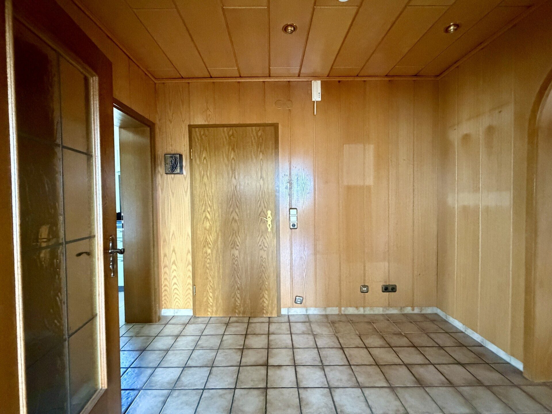 Immobilienangebot - Wedemark / Brelingen - Alle - Bieterverfahren: Großzügiges Zuhause mit Einliegerwohnung & Traumgrundstück - Wedemark