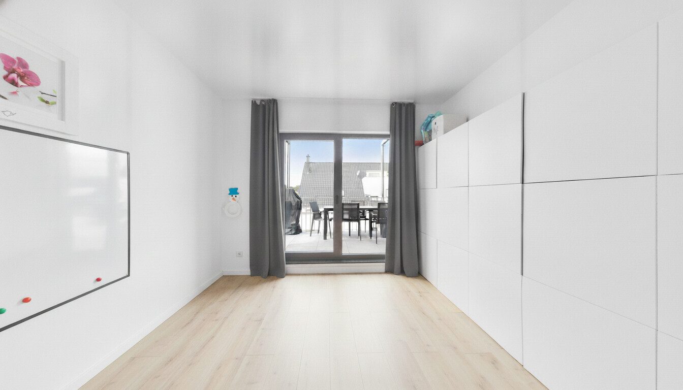 Immobilienangebot - Paderborn - Alle - Moderne 3-Zimmerwohnung mit großem Sonnenbalkon auf Erbbaurechtsgrundstück in Paderborn-Kernstadt