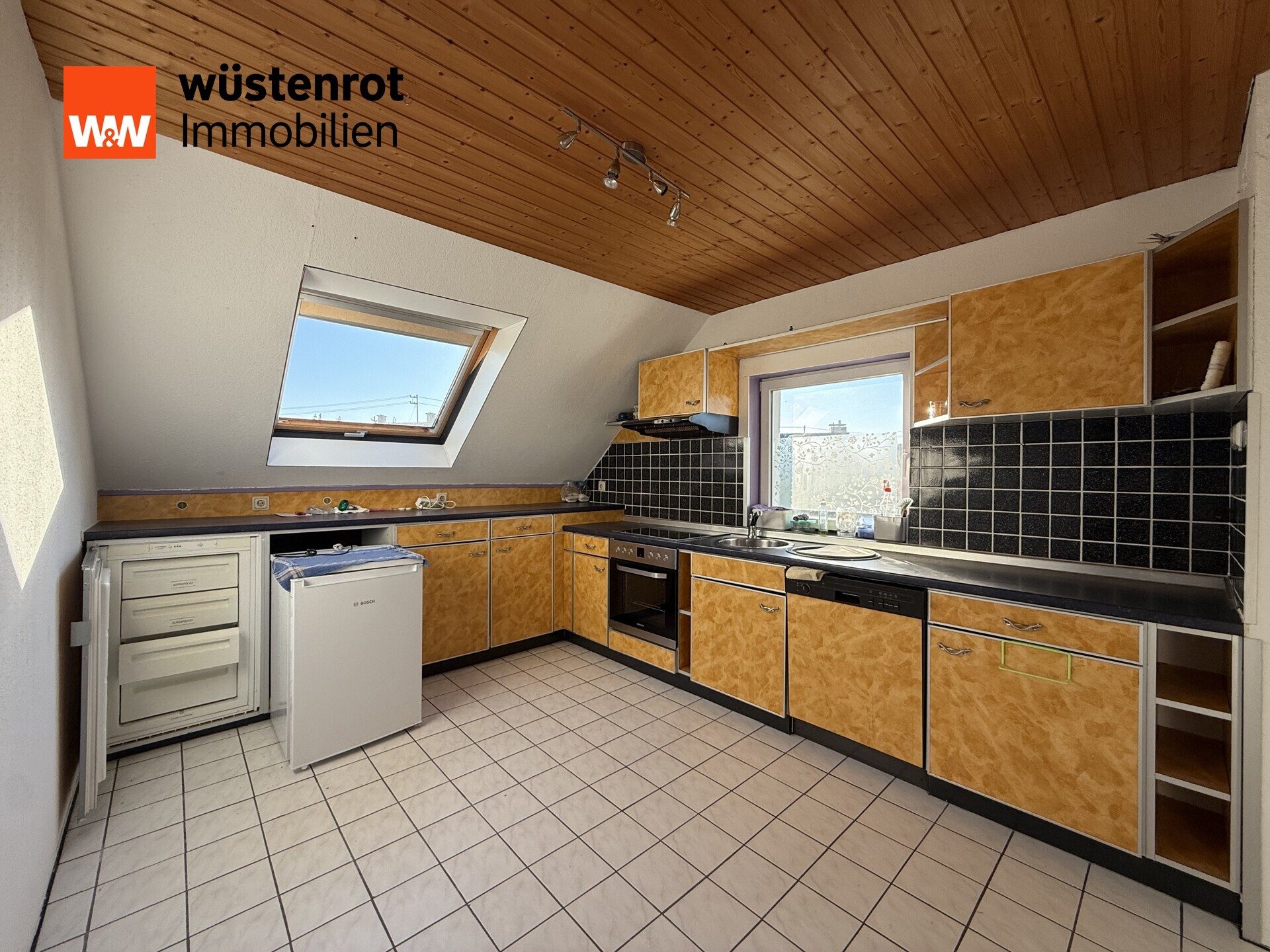 Immobilienangebot - Riegelsberg - Alle - Gepflegtes 4 Familienhaus in zentraler Wohnlage von Riegelsberg