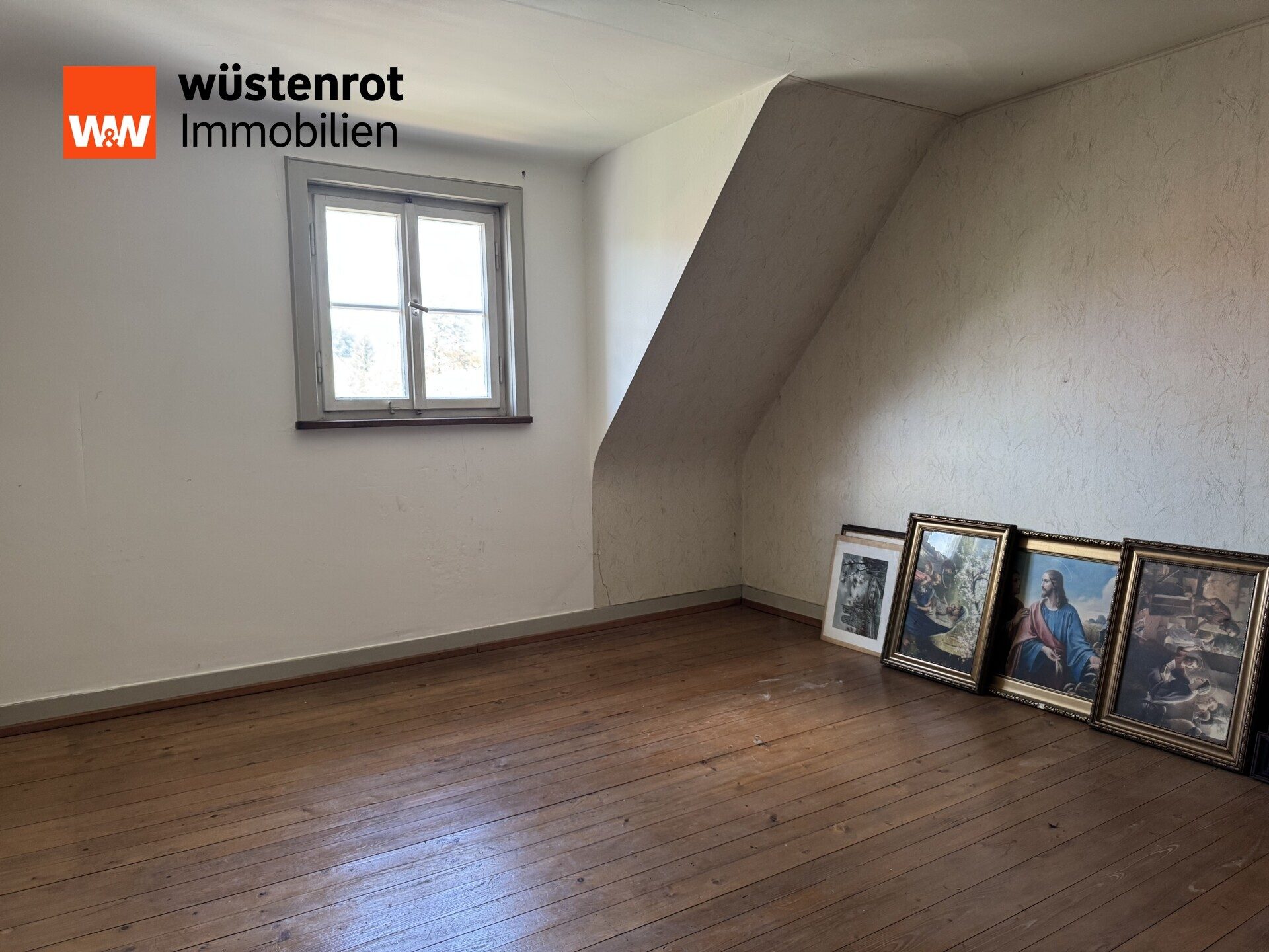 Immobilienangebot - Balingen / Engstlatt - Alle - 832 m² Grundstück treffen auf 153 m² Wohnfläche – ein Zuhause mit Potenzial