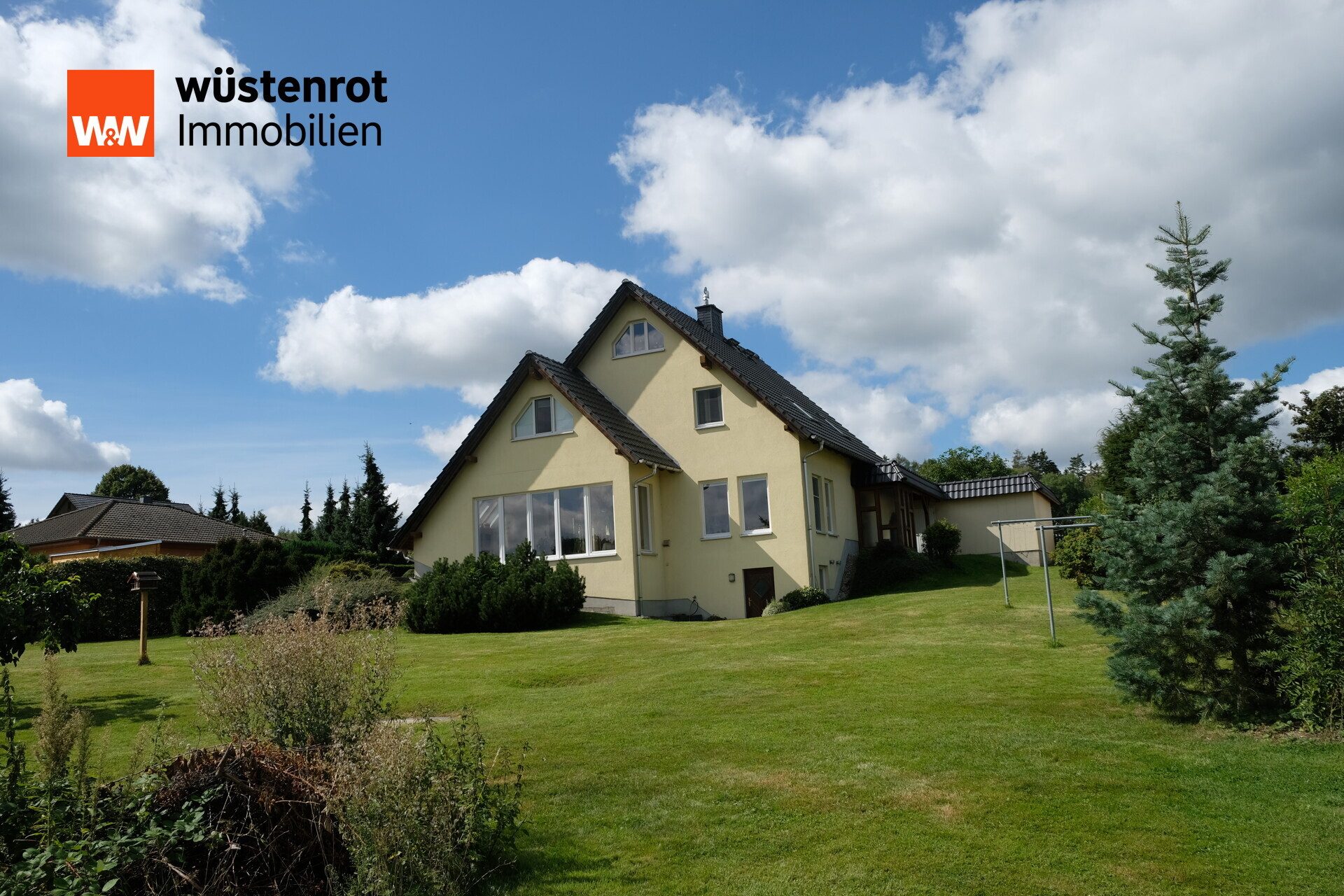 Immobilienangebot - Zschopau - Alle - Großzügiges EFH mit Panoramablick, Doppelgarage & 1.750 m² Traumgrundstück