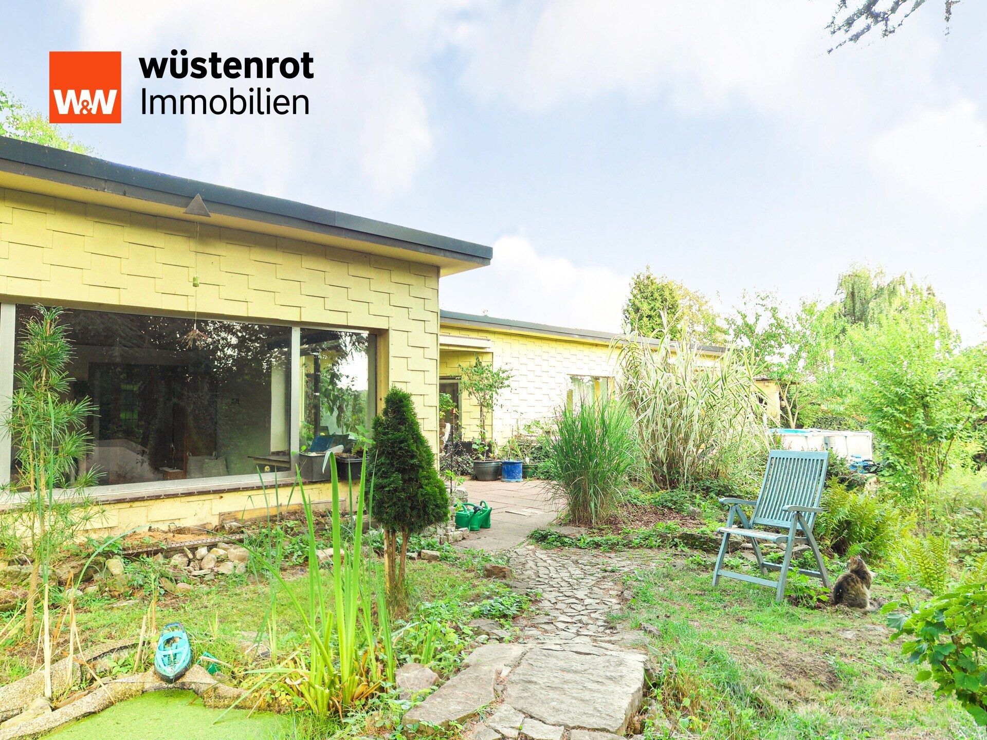 Immobilienangebot - Aerzen / Reinerbeck - Alle - Bungalow in exponierter Aussichtslage, großzügigem Grundstück und Doppelgarage
