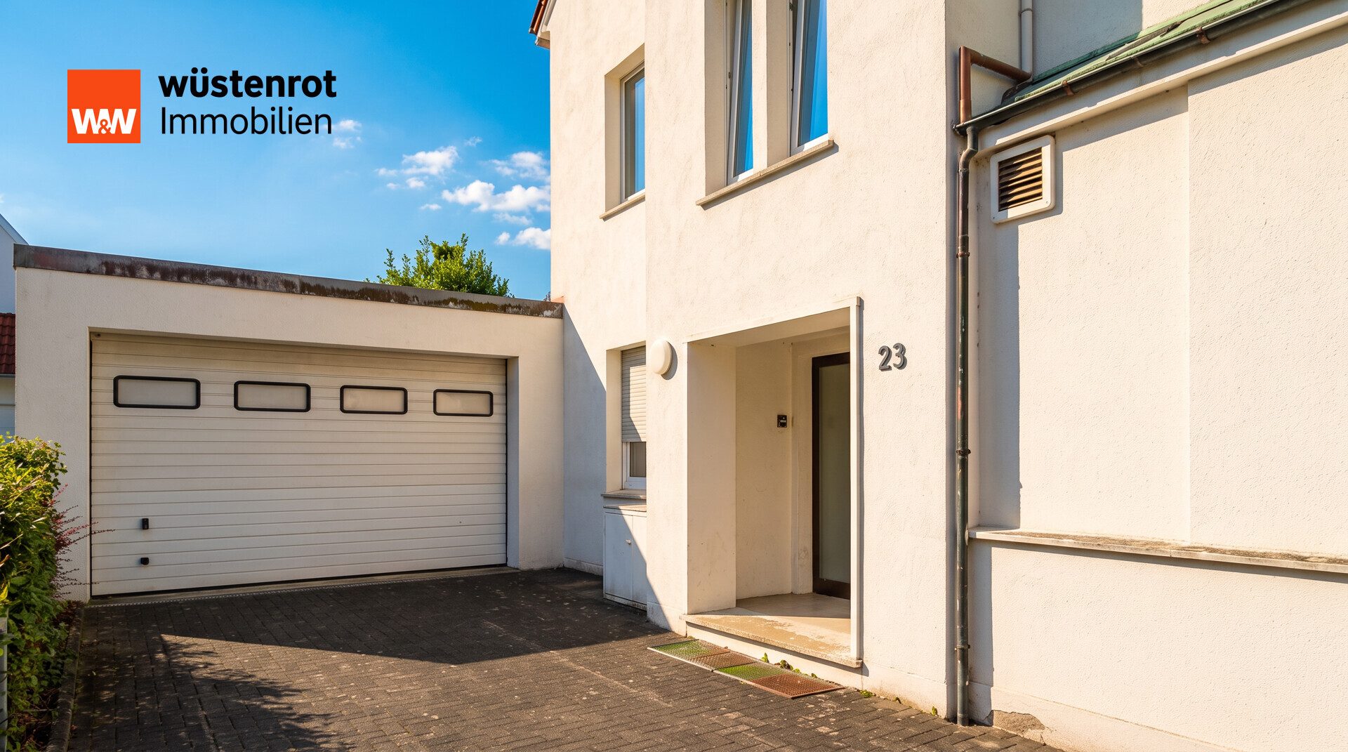 Immobilienangebot - Rheda-Wiedenbrück - Alle - Hier lohnt sich Investment - Saniertes Wohn- und Geschäftshaus im Kern von Rheda Wiedenbrück
