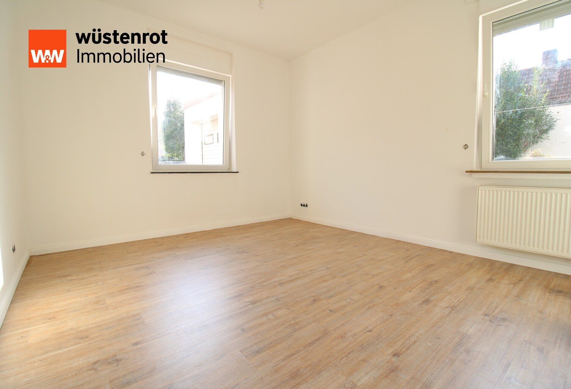 Immobilienangebot - Rheda-Wiedenbrück - Alle - Hier lohnt sich Investment - Saniertes Wohn- und Geschäftshaus im Kern von Rheda Wiedenbrück