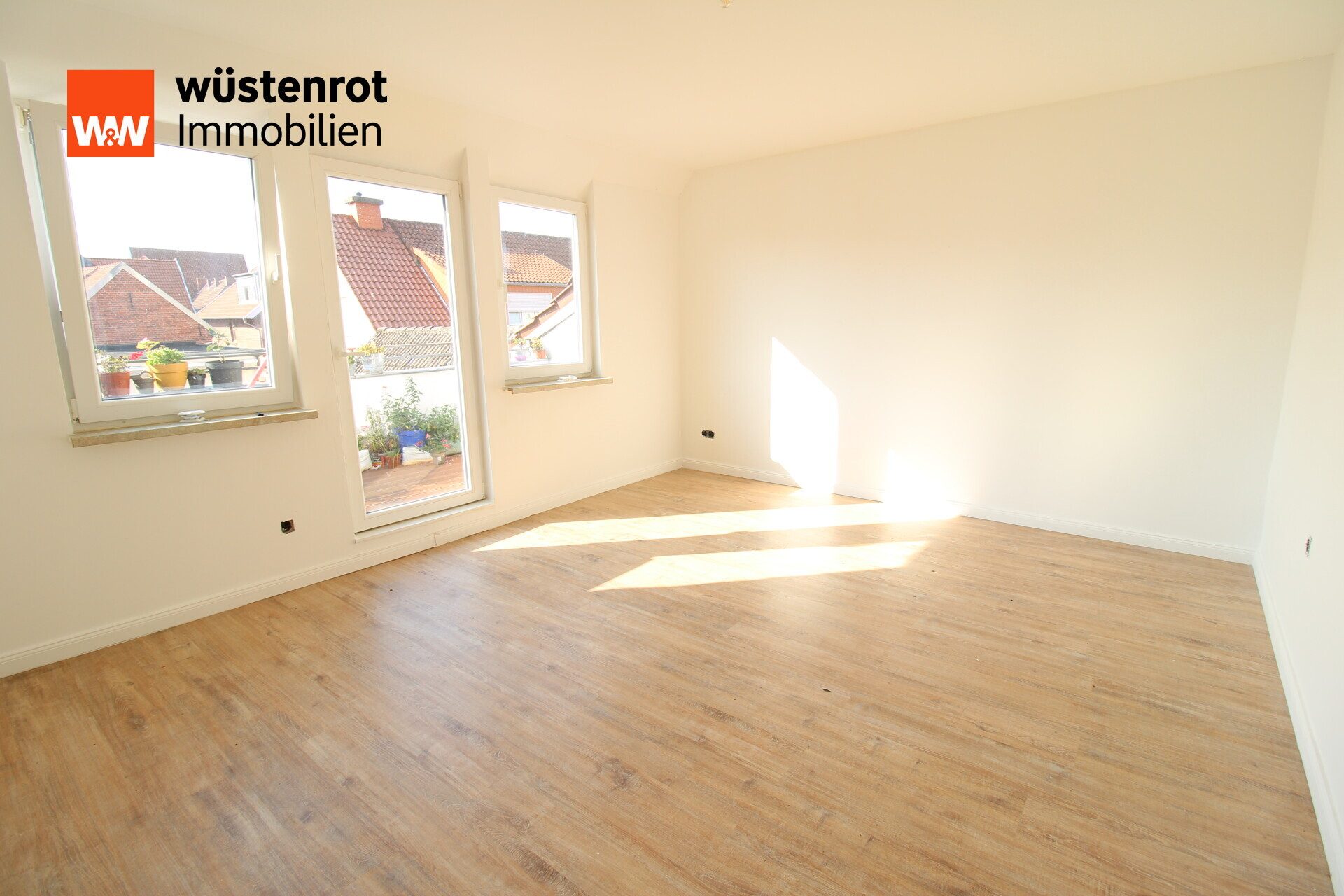 Immobilienangebot - Rheda-Wiedenbrück - Alle - Hier lohnt sich Investment - Saniertes Wohn- und Geschäftshaus im Kern von Rheda Wiedenbrück