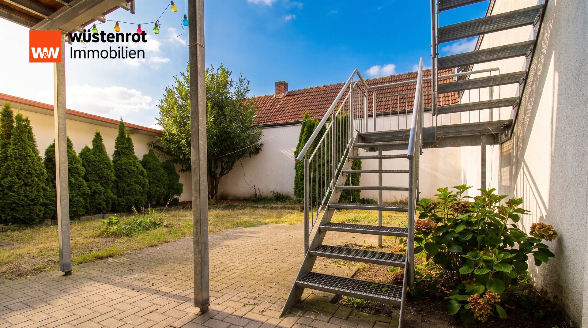 Immobilienangebot - Rheda-Wiedenbrück - Alle - Hier lohnt sich Investment - Saniertes Wohn- und Geschäftshaus im Kern von Rheda Wiedenbrück